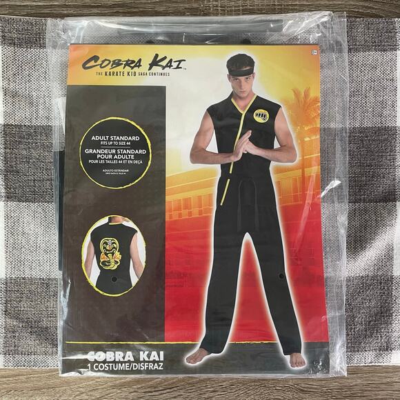 Cobra Kai Official Adult‎ Standard Karate Kid Costume 4Pc Mens One Size NWT - Picture 1 of 9